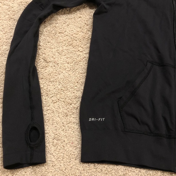 Nike Dri-fit zip up jacket - extra small - Picture 3 of 6